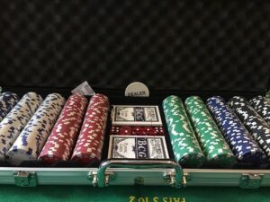 Hack Poker online có thật hay không?